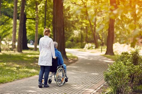 How Magi Touch Home Care can Help with Post-Surgery Recovery